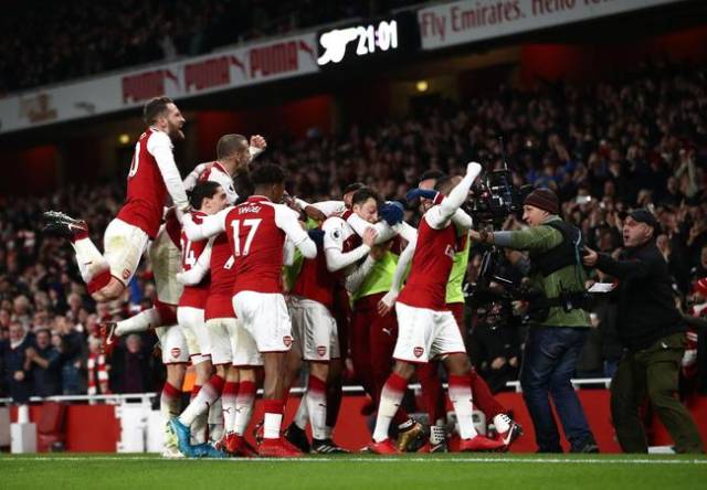  昂热主场战平洛里昂，积分形势陷入混乱局面  