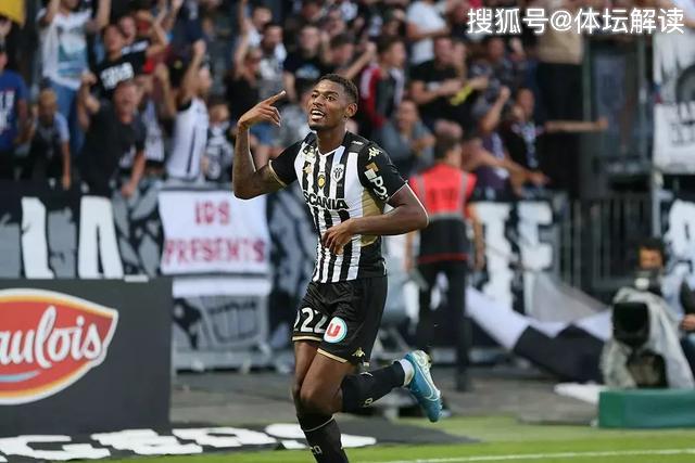  昂热客场绝杀洛里昂展现顽强拼搏精神